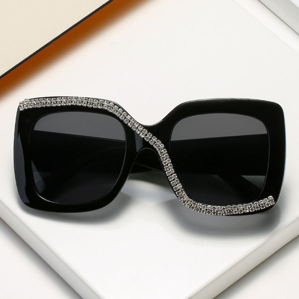 2021 new diamond inlaid net red same handmade glasses fashion women's box sunglasses, White;black
2021 new diamond inlaid net red same handmade glasses fashion women's box sunglasses, White;black