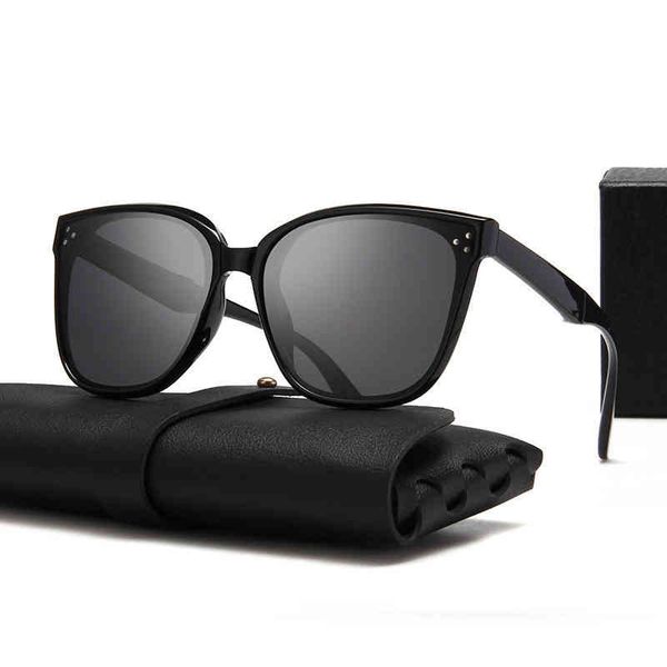 sunglasses 2022 gm folding women's fashion sunglasses tr90 lightweight large frame anti uv glasses, White;black
sunglasses 2022 gm folding women's fashion sunglasses tr90 lightweight large frame anti uv glasses, White;black