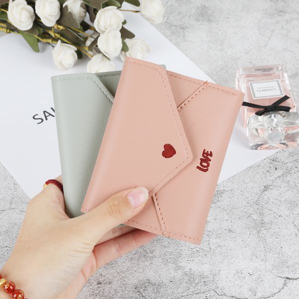 wallet women's short 30% love embroidery japanese and korean student card bag trend, Red;black
wallet women's short 30% love embroidery japanese and korean student card bag trend, Red;black
