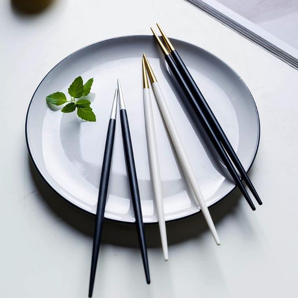 chopsticks 2pairs japanese-style sushi japan/china/korean eating metal chop sticks tableware kitchen accessories
chopsticks 2pairs japanese-style sushi japan/china/korean eating metal chop sticks tableware kitchen accessories