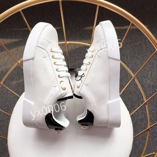 2022 casual shoes fashion women platform canvas lace up sneaker classic white red black hc190902, Red;white
2022 casual shoes fashion women platform canvas lace up sneaker classic white red black hc190902, Red;white