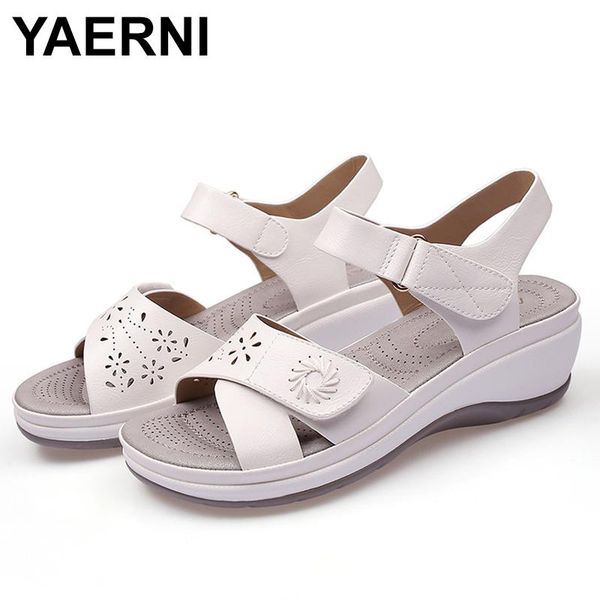 summer shoes female fashion women's beach sandals round head slope comfortable lightweight casual, Black 
summer shoes female fashion women's beach sandals round head slope comfortable lightweight casual, Black