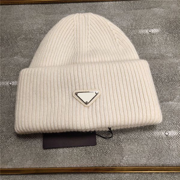mens designer winter hat brand fashion hat women luxury couple solid woolen hats simple style mens designer cap, Blue;gray
mens designer winter hat brand fashion hat women luxury couple solid woolen hats simple style mens designer cap, Blue;gray