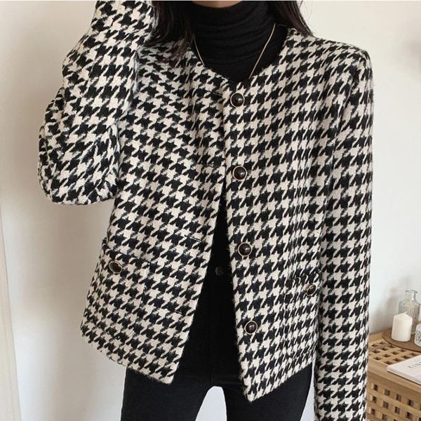 women's suits & blazers korean autumn and winter high-quality western-style houndstooth tweed round neck long-sleeved suit jacket women, White;black
women's suits & blazers korean autumn and winter high-quality western-style houndstooth tweed round neck long-sleeved suit jacket women, White;black