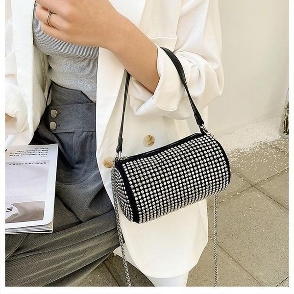 evening bags 2021 diamond-encrusted small bag fashion retro ladies portable cylindrical outing shoulder messenger
evening bags 2021 diamond-encrusted small bag fashion retro ladies portable cylindrical outing shoulder messenger