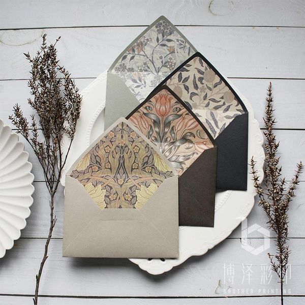 6.3*4.5 inch original design 5pcs vintage gift envelopes morandi color floral business drop packing bags
6.3*4.5 inch original design 5pcs vintage gift envelopes morandi color floral business drop packing bags