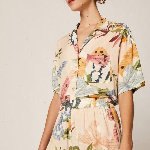 japanese style big flower womens sleepwears summer pajamas suit viscose slim thin short sleeve shorts sleepwear pajama set women, Black;red
japanese style big flower womens sleepwears summer pajamas suit viscose slim thin short sleeve shorts sleepwear pajama set women, Black;red