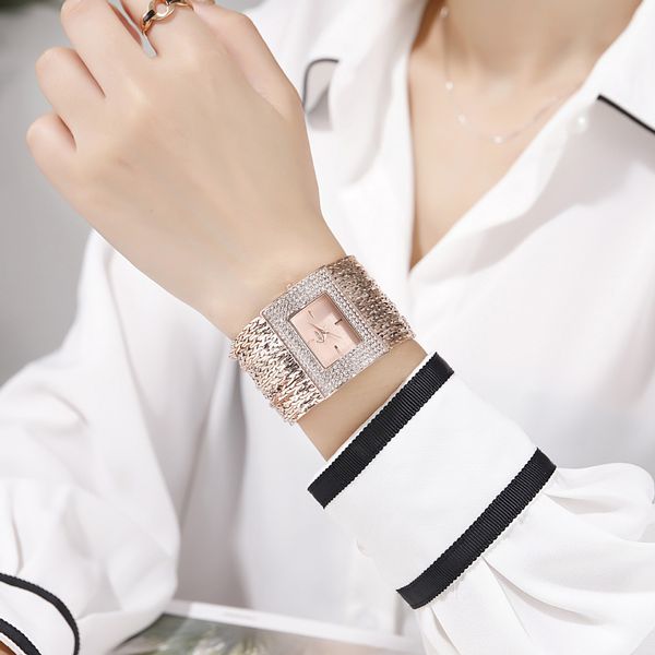 waterproof . middle east diamond chain watch. women's quartz watch a23, Slivery;brown
waterproof . middle east diamond chain watch. women's quartz watch a23, Slivery;brown