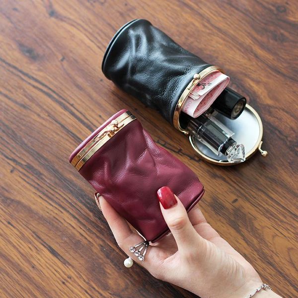 wallets coin purse red leather wallet lady buckle clutch cylinder card holder lipstick large women money slim waller bag, Red;black
wallets coin purse red leather wallet lady buckle clutch cylinder card holder lipstick large women money slim waller bag, Red;black