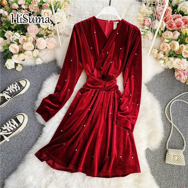 casual dresses 2021 winter beading velvet dress women v-neck lantern sleeve waist a-line female chic elegant party, Black;gray
casual dresses 2021 winter beading velvet dress women v-neck lantern sleeve waist a-line female chic elegant party, Black;gray