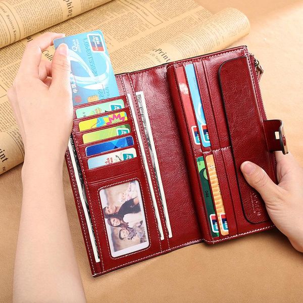 wallets 2021 leather wallet female clutch bag european and american retro oil wax ladies long, Red;black
wallets 2021 leather wallet female clutch bag european and american retro oil wax ladies long, Red;black