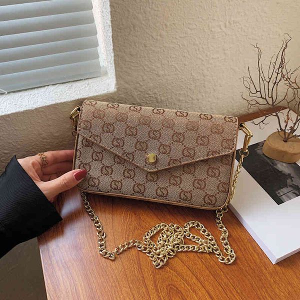 women's small new red printed jacquard cloth fashion chain strip mother single shoulder diagonal bag purses outlet
women's small new red printed jacquard cloth fashion chain strip mother single shoulder diagonal bag purses outlet
