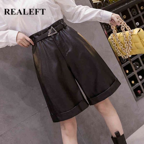 autumn winter pu leather women's half pants with belt elastic waist wide leg elegant female chic trousers 210428, Black;white
autumn winter pu leather women's half pants with belt elastic waist wide leg elegant female chic trousers 210428, Black;white