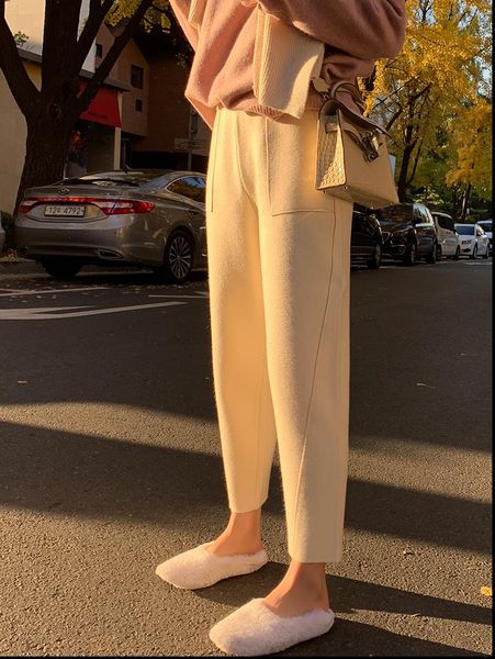 winter trousers knitted harlan women capris korean style nine point thin high waist loose casual pants, Black;white
winter trousers knitted harlan women capris korean style nine point thin high waist loose casual pants, Black;white