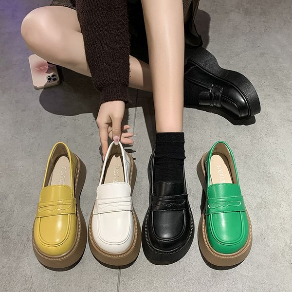 shallow mouth all-match retro woman shoes casual female sneakers autumn oxfords british style slip-on round toe loafers with fur, Black;white
shallow mouth all-match retro woman shoes casual female sneakers autumn oxfords british style slip-on round toe loafers with fur, Black;white