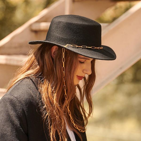 stingy brim hats french fashion wool hat with long chain lady fedoras cap women leisure holiday jazz 2021 street s retro simple top, Blue;gray
stingy brim hats french fashion wool hat with long chain lady fedoras cap women leisure holiday jazz 2021 street s retro simple top, Blue;gray