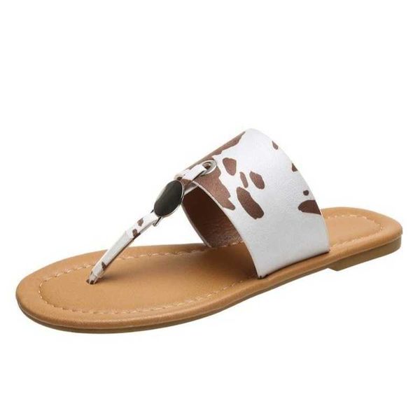 summer beach flat heel slippers women temperament round head sandals for women outdoor comfortable women's flip flops 210611, Black
summer beach flat heel slippers women temperament round head sandals for women outdoor comfortable women's flip flops 210611, Black