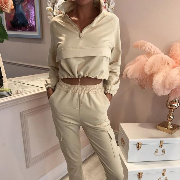 women's tracksuits 2021 autumn suit short and pants fashion casual solid color 2-piece set, Gray
women's tracksuits 2021 autumn suit short and pants fashion casual solid color 2-piece set, Gray