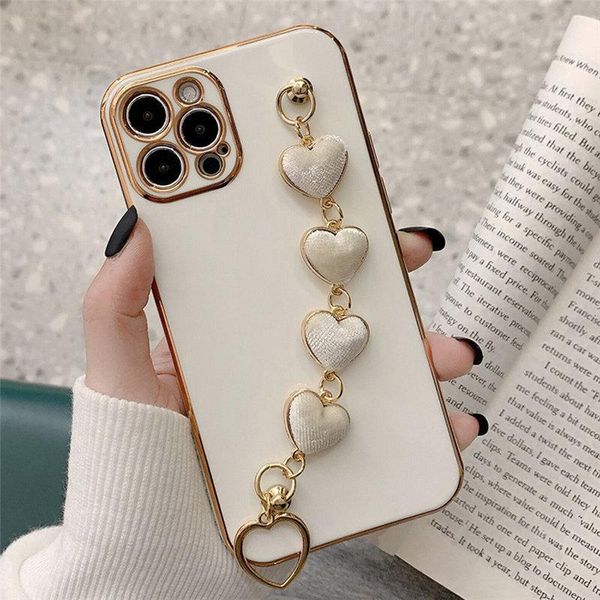 cell phone pouches 12 pro case luxury plated electroplated gold love heart hand bracelet cover for 11pro max 8 plus 7 xr xs x se
cell phone pouches 12 pro case luxury plated electroplated gold love heart hand bracelet cover for 11pro max 8 plus 7 xr xs x se