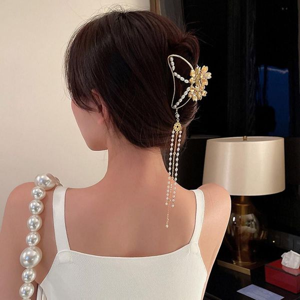 hair accessories 2021 luxury flower butterfly pearls tassel metal women hairstyle make tools clips jewelry
hair accessories 2021 luxury flower butterfly pearls tassel metal women hairstyle make tools clips jewelry