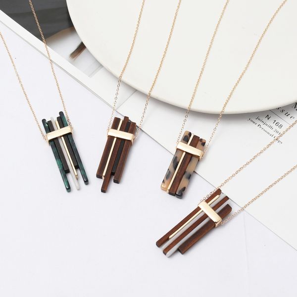 original design natural wooden resin pendant necklace with gold chain wholesale, Silver
original design natural wooden resin pendant necklace with gold chain wholesale, Silver
