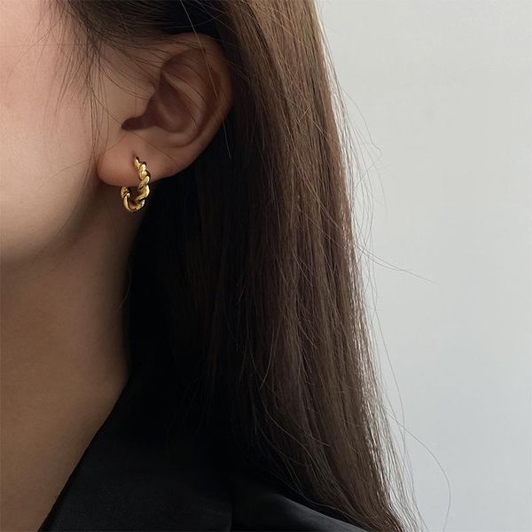 hoop & huggie 1 pair gold color earrings for women trendy round geometric small simple fashion party jewelry gift, Golden;silver
hoop & huggie 1 pair gold color earrings for women trendy round geometric small simple fashion party jewelry gift, Golden;silver