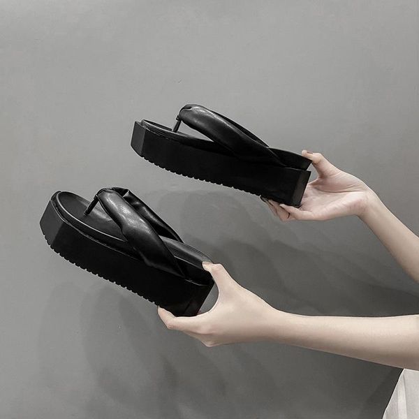 slippers female shoes women summer platform rubber flip flops slides fashion low 2021 soft hawaiian luxury rome fabric hoof heel, Black
slippers female shoes women summer platform rubber flip flops slides fashion low 2021 soft hawaiian luxury rome fabric hoof heel, Black