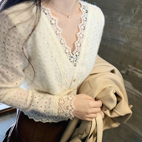 casual lace v-neck blouse women 2021 spring long sleeve party base shirt female korea style elegant office lady slim, White
casual lace v-neck blouse women 2021 spring long sleeve party base shirt female korea style elegant office lady slim, White