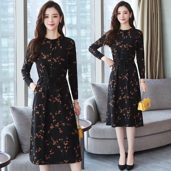 casual dresses 2021 autumn winter black floral vintage dress plus size midi korean elegant women party long sleeve bodycon vestidos, Black;gray
casual dresses 2021 autumn winter black floral vintage dress plus size midi korean elegant women party long sleeve bodycon vestidos, Black;gray
