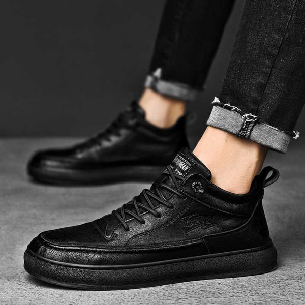 2021 winter men's high board sho korean fashion simple casual soft soled black youth small leather
2021 winter men's high board sho korean fashion simple casual soft soled black youth small leather
