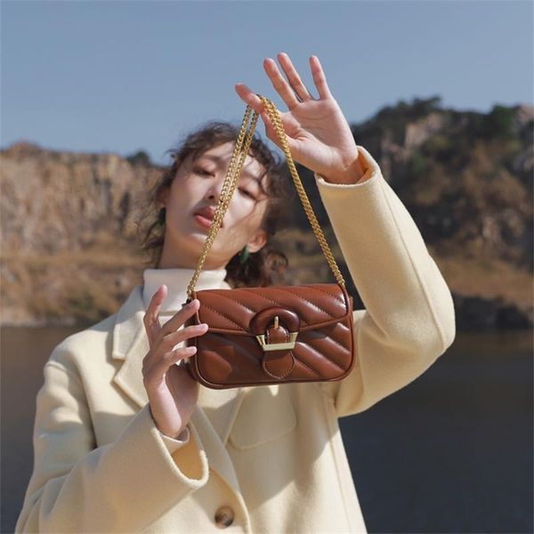 designer handbags small fragrant wind embroidery thread chain high sense messenger mini bag 2021 trend cross body
designer handbags small fragrant wind embroidery thread chain high sense messenger mini bag 2021 trend cross body