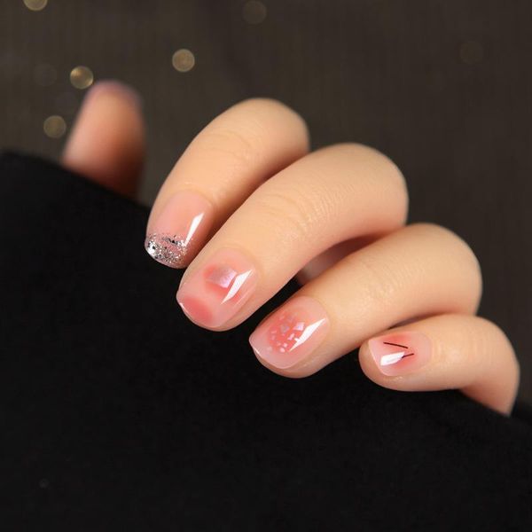 false nails 24pcs press on designs short style lovely florets fresh paillette decorative fake full cover with glue t, Red;gold
false nails 24pcs press on designs short style lovely florets fresh paillette decorative fake full cover with glue t, Red;gold