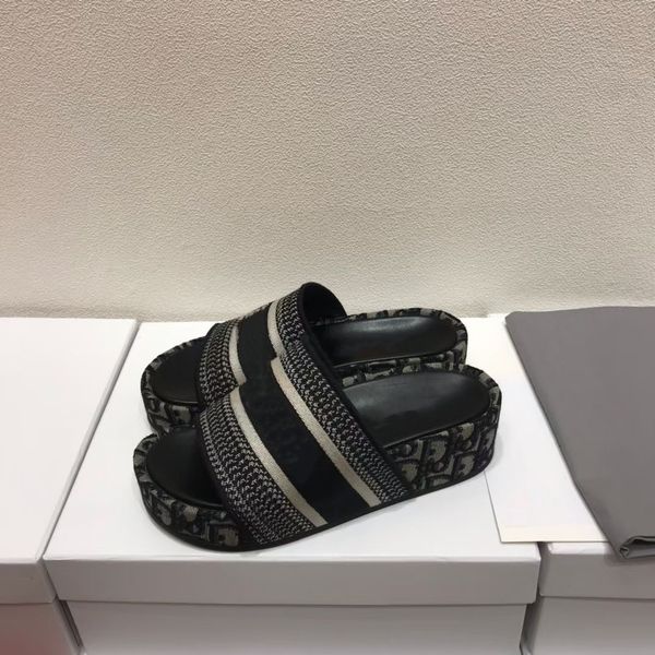 letter embroidery beach slippers women fashion multicolor classic style luxury sliding shoes 60% off store online, Black
letter embroidery beach slippers women fashion multicolor classic style luxury sliding shoes 60% off store online, Black