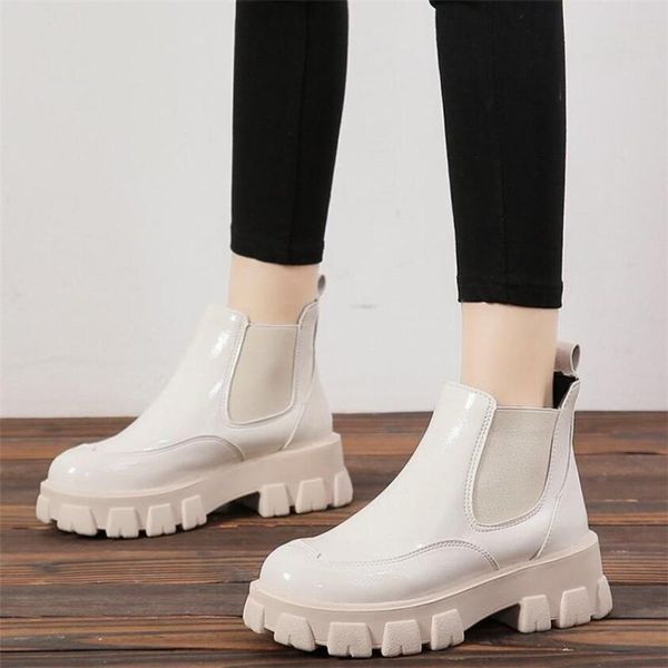 shoes woman boots non-slip snow women raise the bottom warm with velvet short lattice luxury designer beige black
shoes woman boots non-slip snow women raise the bottom warm with velvet short lattice luxury designer beige black