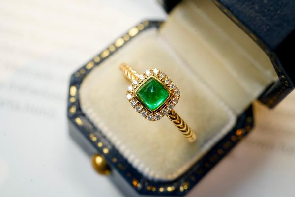 cluster rings sx solid 18k white gold nature green emerald 0.37ct for women birthday's presents fine jewelry, Golden;silver
cluster rings sx solid 18k white gold nature green emerald 0.37ct for women birthday's presents fine jewelry, Golden;silver