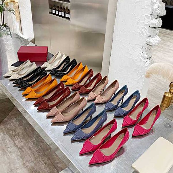 high heel derss shoes gladiator leather women sandals 7.5cm fine heeled with heels shoe 4.5cm fashion letter woman chaussures large, Black
high heel derss shoes gladiator leather women sandals 7.5cm fine heeled with heels shoe 4.5cm fashion letter woman chaussures large, Black