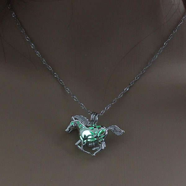 pendant necklaces horse luminous fluorescence necklace women birthday gift glow in the dark yellow blue green three color, Silver
pendant necklaces horse luminous fluorescence necklace women birthday gift glow in the dark yellow blue green three color, Silver