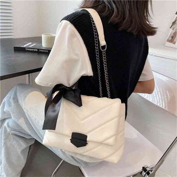 french 2021 new fashion chain messenger versatile one shoulder small square bag mobile phone
french 2021 new fashion chain messenger versatile one shoulder small square bag mobile phone