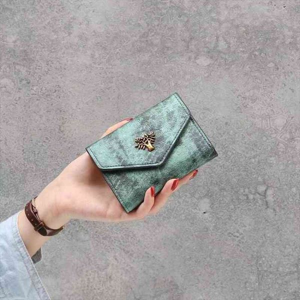 women purse vintage small short leather wallet brand famous mini female fashion wallets and credit card holder, Red;black
women purse vintage small short leather wallet brand famous mini female fashion wallets and credit card holder, Red;black