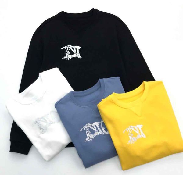 2021ss spring and summer new high grade cotton printing short sleeve round neck panel t-shirt size: m-l-xl--xxxl color: black white 1m1qa, Black;brown
2021ss spring and summer new high grade cotton printing short sleeve round neck panel t-shirt size: m-l-xl--xxxl color: black white 1m1qa, Black;brown