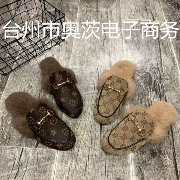 luxury slippers women's baotou slipper's letter rabbit hair 2021 spring and autumn flat muller sho, Black
luxury slippers women's baotou slipper's letter rabbit hair 2021 spring and autumn flat muller sho, Black