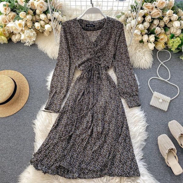 casual dresses 2021 spring vintage floral dress v-neck women long elegant party high waist pleated office work, Black;gray
casual dresses 2021 spring vintage floral dress v-neck women long elegant party high waist pleated office work, Black;gray