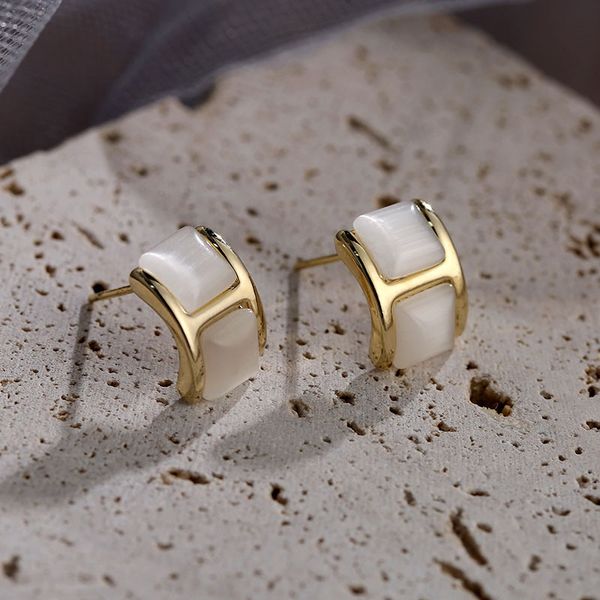 small fresh metal cat's eye s925 silver needle earrings earrings simple temperament cold wind earrings, Golden
small fresh metal cat's eye s925 silver needle earrings earrings simple temperament cold wind earrings, Golden