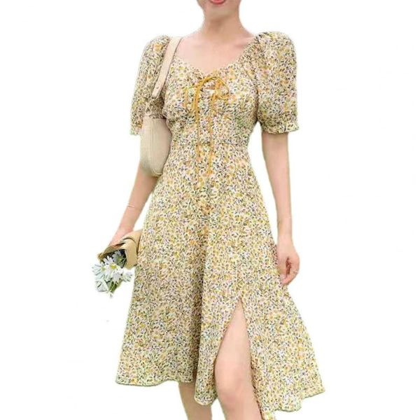 casual dresses 2021 women summer square neck floral print puff short sleeve split sweet midi dress streetwear jupe, Black;gray
casual dresses 2021 women summer square neck floral print puff short sleeve split sweet midi dress streetwear jupe, Black;gray