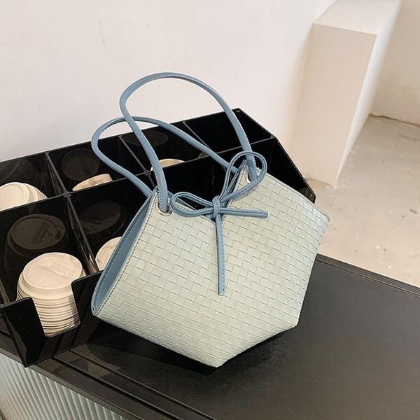 evening bags women's bag 2021 female shopper bolsas designer pu leather solid color simple fashion shoulder tote for women handbags
evening bags women's bag 2021 female shopper bolsas designer pu leather solid color simple fashion shoulder tote for women handbags