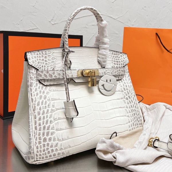 tote bag crocodile leather women handbag alligator design large capacity shopping shoulder bags fashion diamond hardware stamped lock gracef
tote bag crocodile leather women handbag alligator design large capacity shopping shoulder bags fashion diamond hardware stamped lock gracef