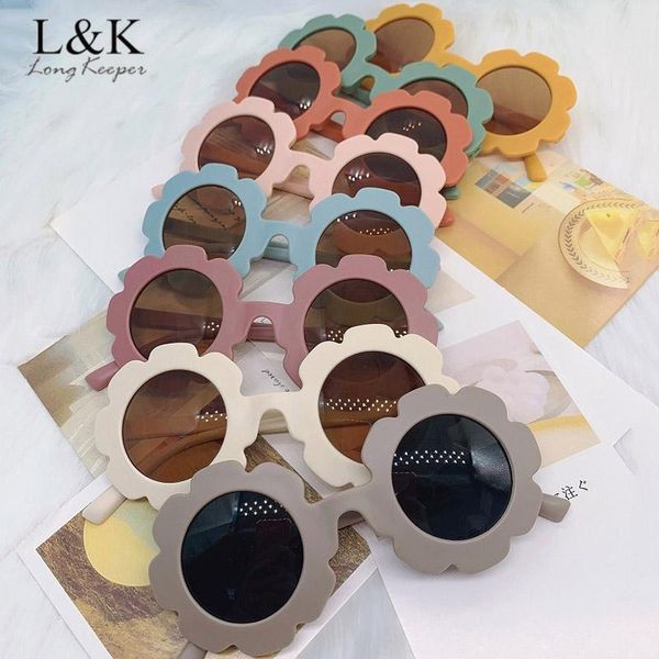 sunglasses 2021 sun flower round cute kids children glasses boys girls toddler lovely baby eyewear uv400 oculos de sol, Blue 
sunglasses 2021 sun flower round cute kids children glasses boys girls toddler lovely baby eyewear uv400 oculos de sol, Blue