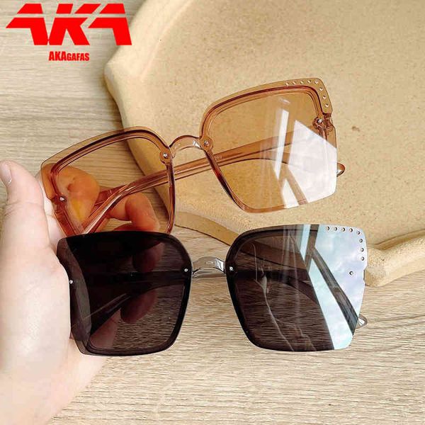 sunglasses akagafas oversized women 2021 luxury brand rimless square gradient pink eyeglasses shades for, White;black
sunglasses akagafas oversized women 2021 luxury brand rimless square gradient pink eyeglasses shades for, White;black