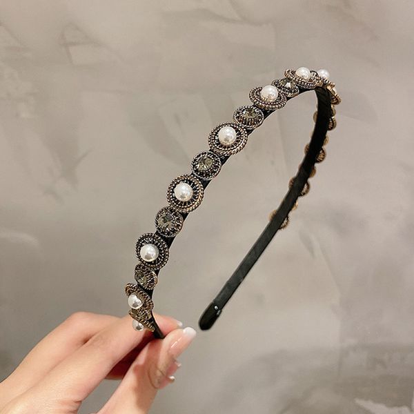 pearl diamond retro hairband elegant princess temperament headband net red simple fashion hairdress girl
pearl diamond retro hairband elegant princess temperament headband net red simple fashion hairdress girl