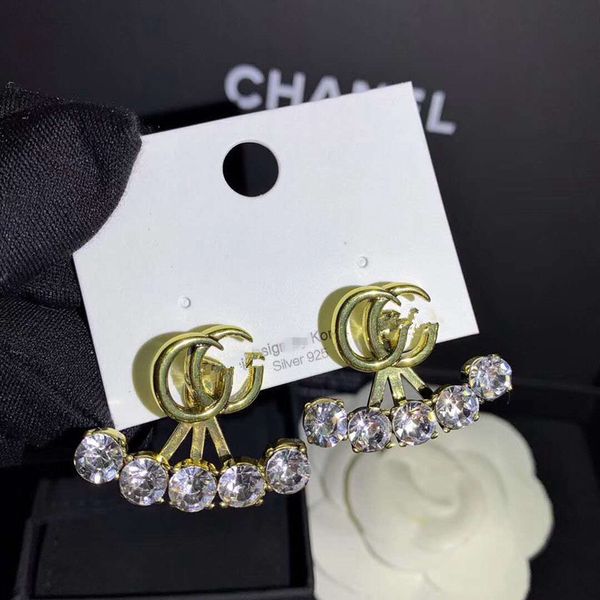 2021 designers womens earrinsneedle s925 silver mother diamond earrins double pearl net red temperament earrins wear personalized earrins be, Golden
2021 designers womens earrinsneedle s925 silver mother diamond earrins double pearl net red temperament earrins wear personalized earrins be, Golden